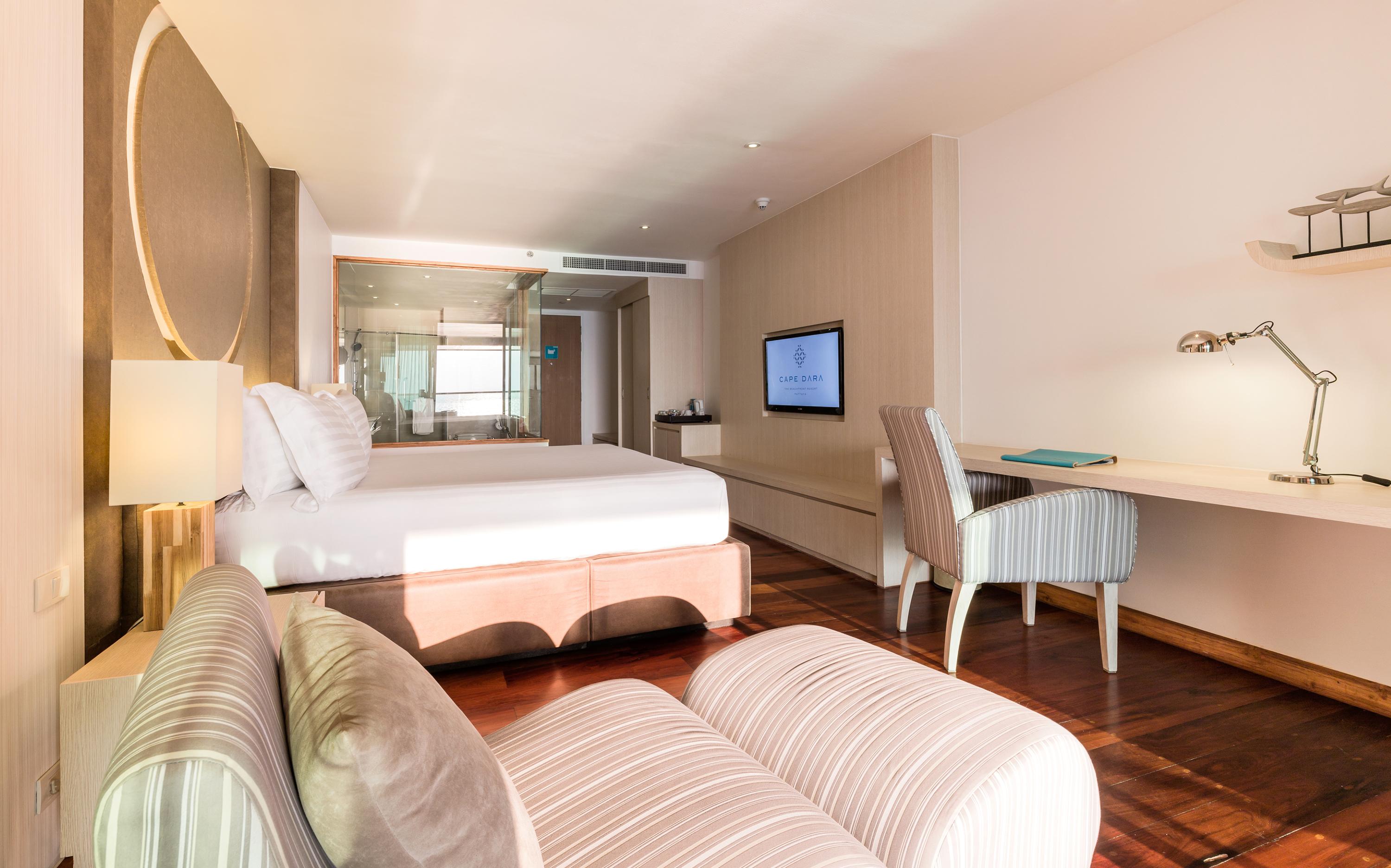 Cape Dara Resort Патая Екстериор снимка