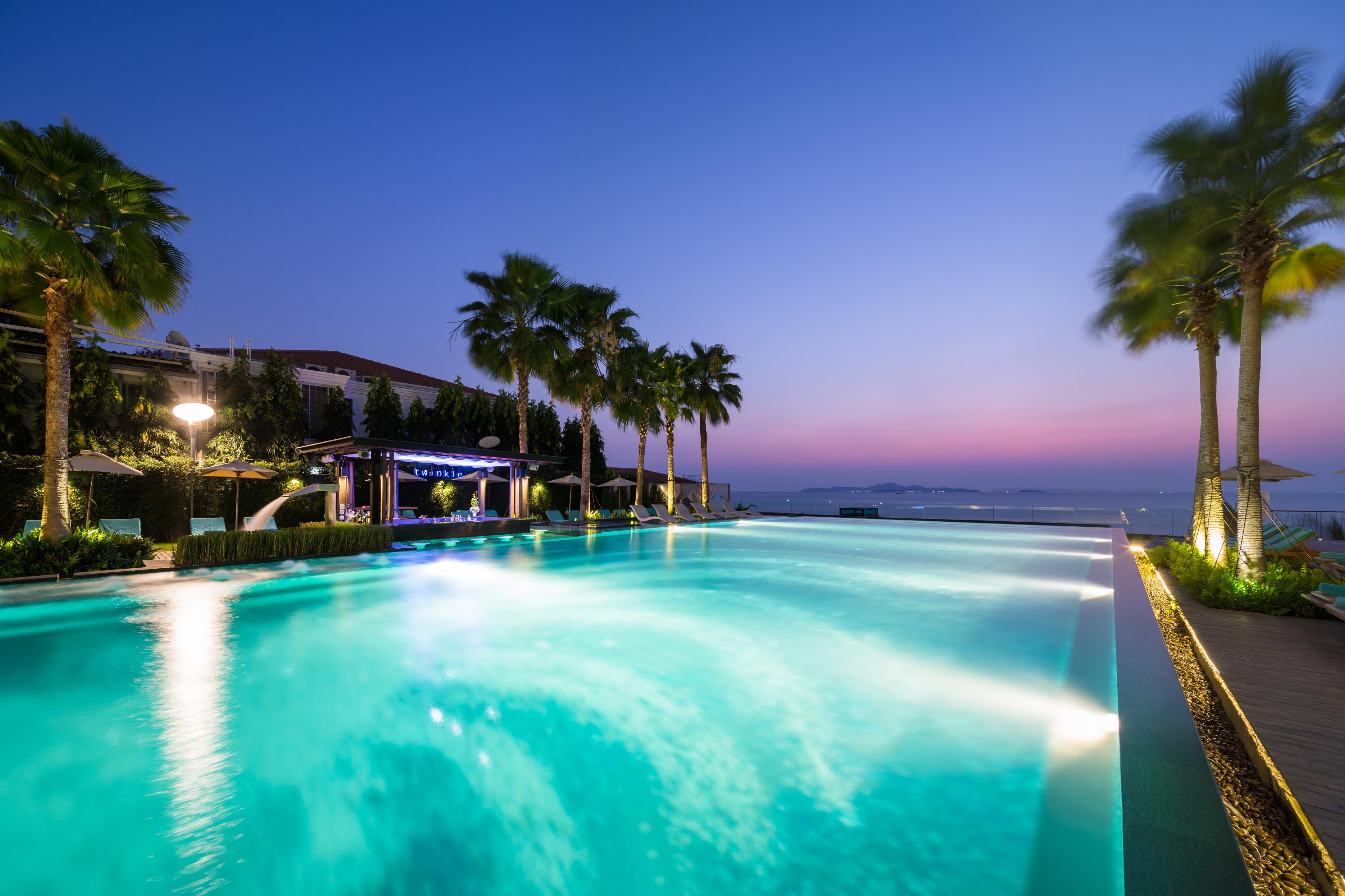Cape Dara Resort Патая Екстериор снимка