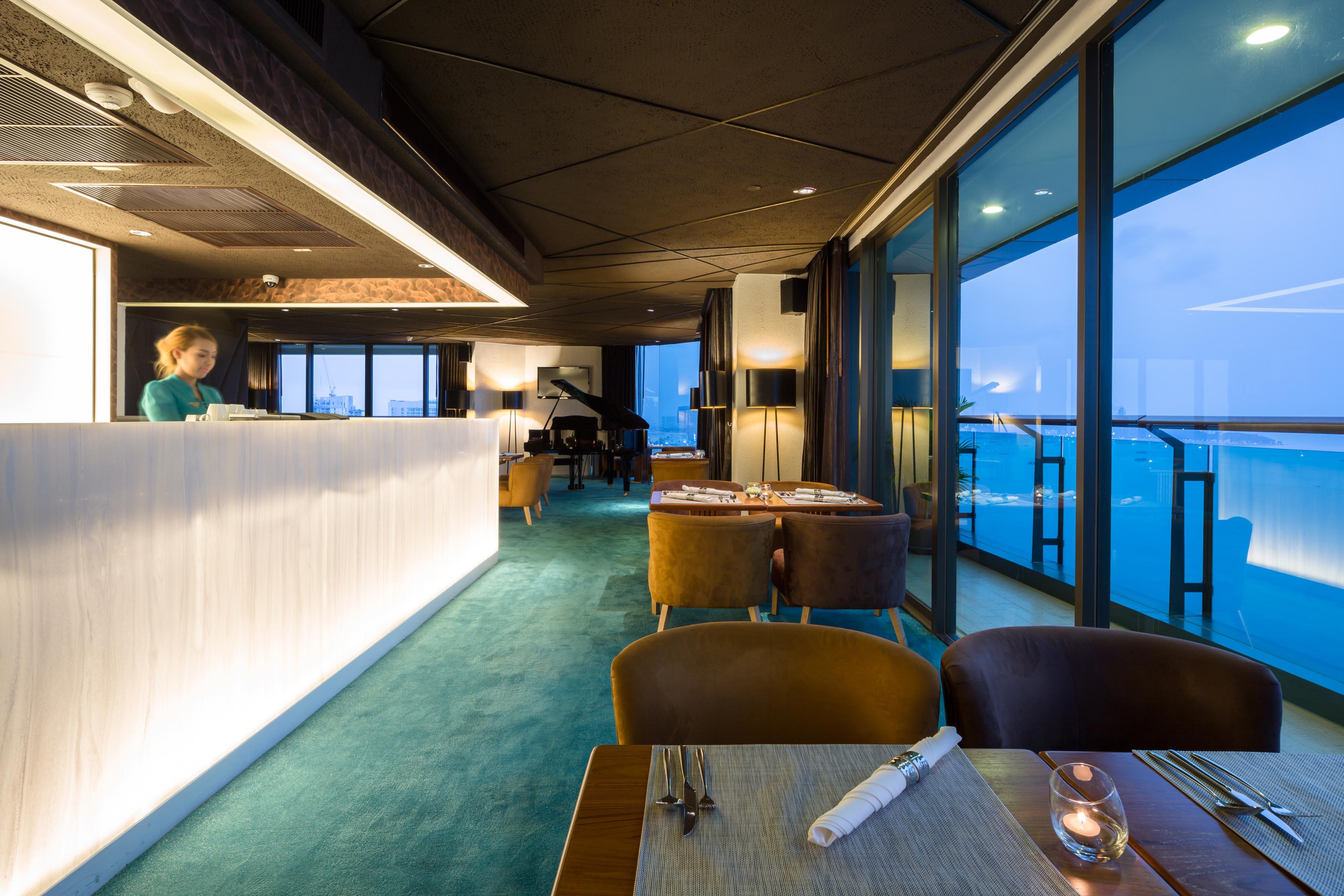 Cape Dara Resort Патая Екстериор снимка