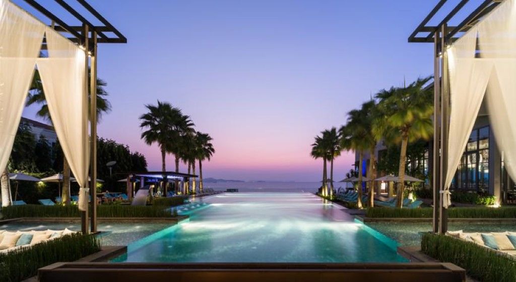 Cape Dara Resort Патая Екстериор снимка